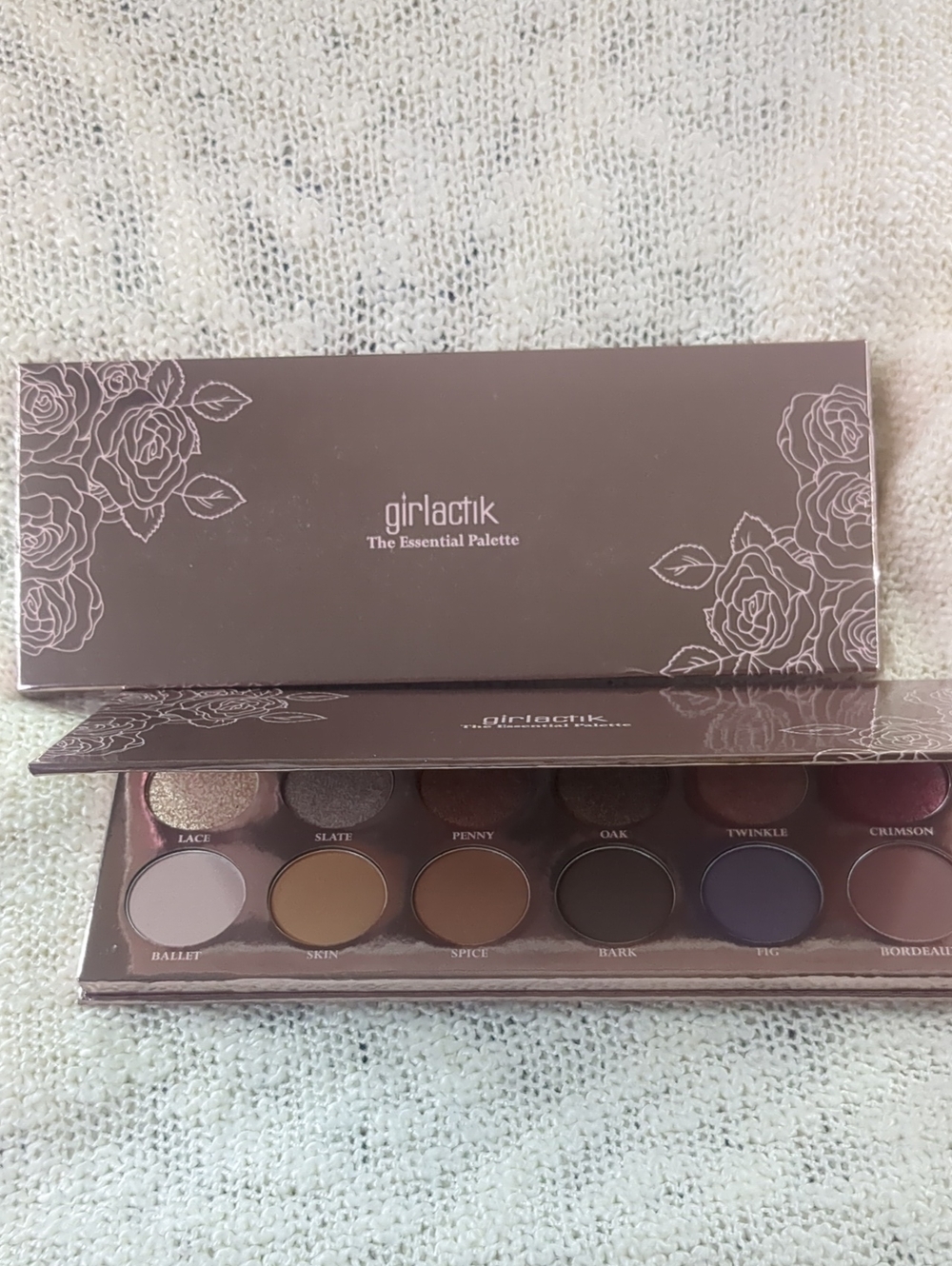 girlactik The Essential Palette, 18g/0.63oz